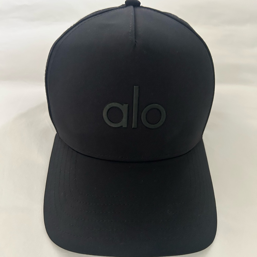 ALO Yoga Black Cap